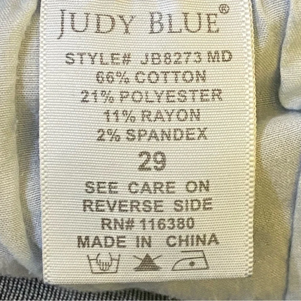 Judy Blue Size 29 Relaxed‎ Fit Jeans Distressed Whiskers Beach Splash Med Wash